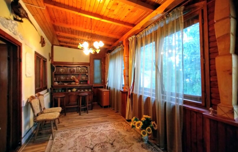 Casa P+E de vanzare in Busteni, zona Valea Alba