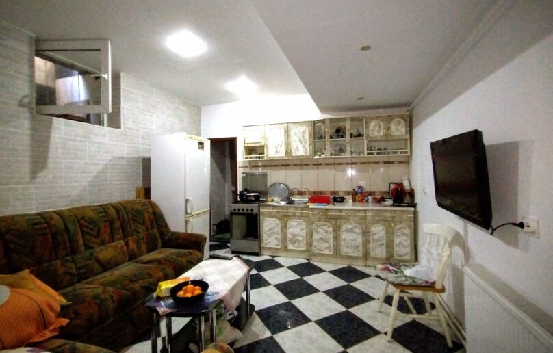Apartament 2 camere si curte/de vanzare/Sinaia/zona Sf. ilie
