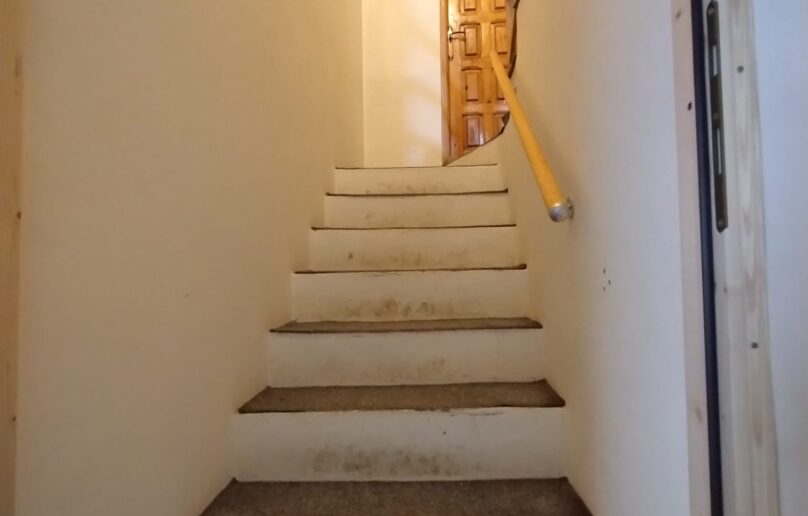 Vila de vanzare/intr-o eleganta oaza de liniste