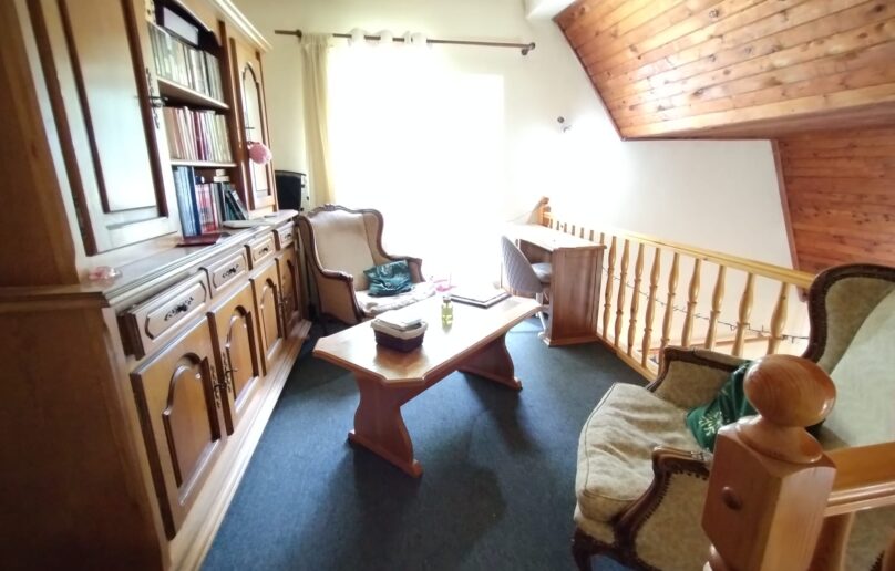 Vila de vanzare/intr-o eleganta oaza de liniste