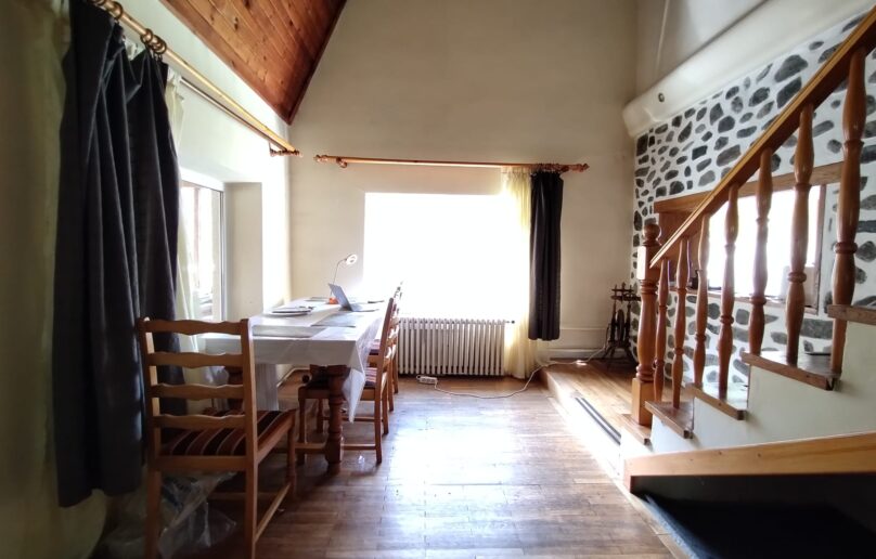 Vila de vanzare/intr-o eleganta oaza de liniste