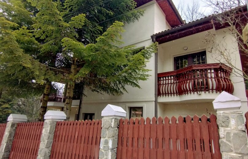 Vila eleganta, refugiu de relaxare si verdeata in Sinaia