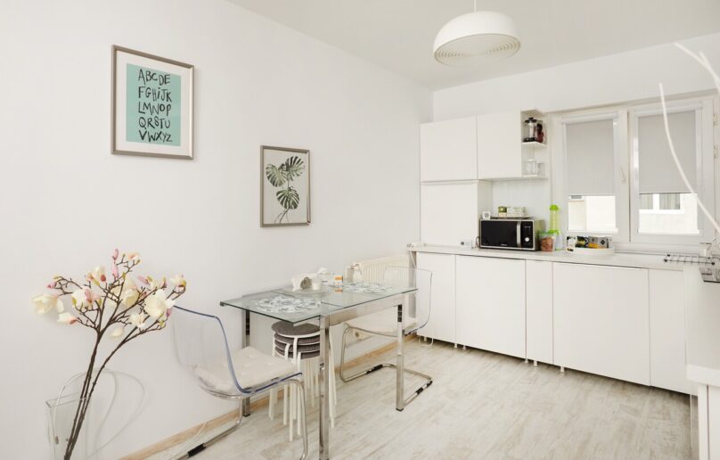 Elegant, confortabil, la cheie! Apartament cu 3 cam. si 2 bai, et.2, Sinaia, Platou Izvor