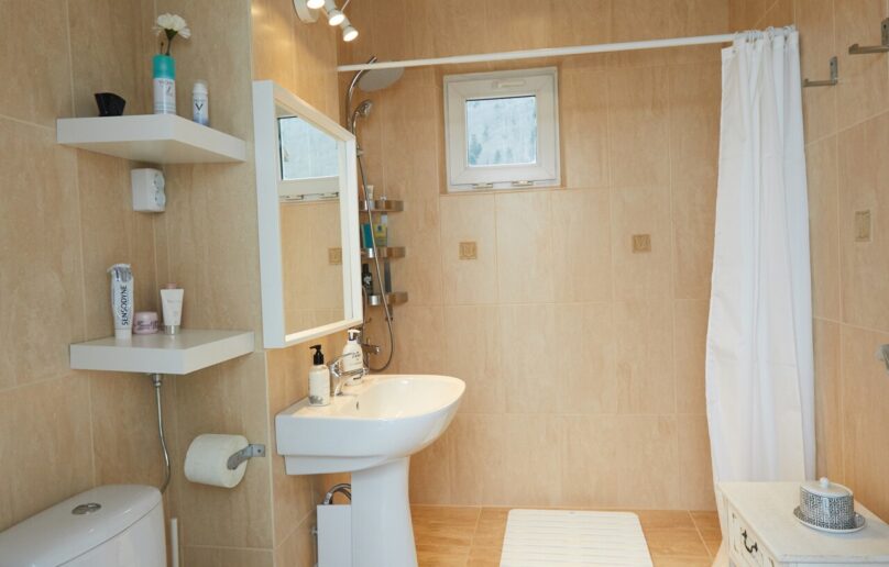 Elegant, confortabil, la cheie! Apartament cu 3 cam. si 2 bai, et.2, Sinaia, Platou Izvor