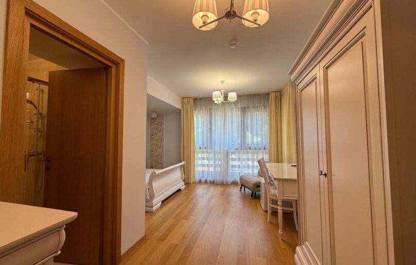 Vila moderna cu dotari Premium/de inchiriat in Sinaia, zona centrala