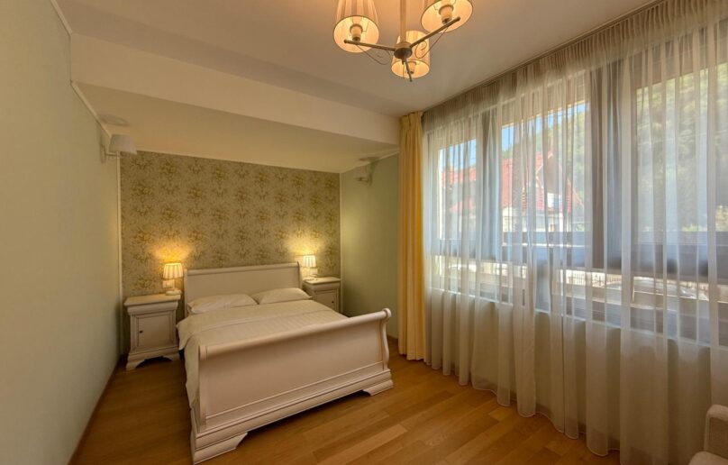 Vila moderna cu dotari Premium/de inchiriat in Sinaia, zona centrala