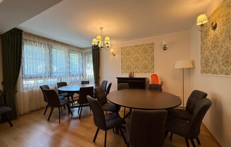Vila moderna cu dotari Premium/de inchiriat in Sinaia, zona centrala