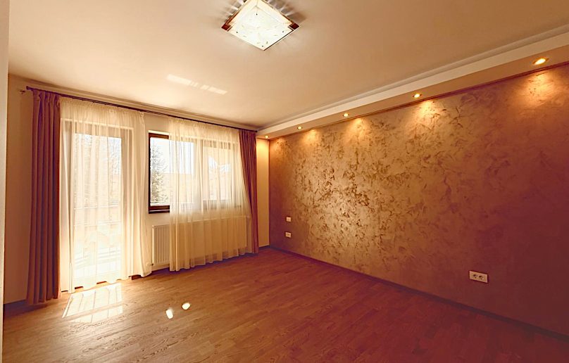 Vila deosebita/de vanzare in Busteni/cartier Piatra Arsa