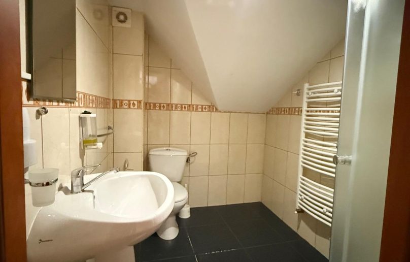 Apartament de vanzare in Sinaia, et.5/5