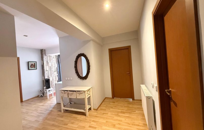Apartament cu 3 camere de vanzare in Sinaia!