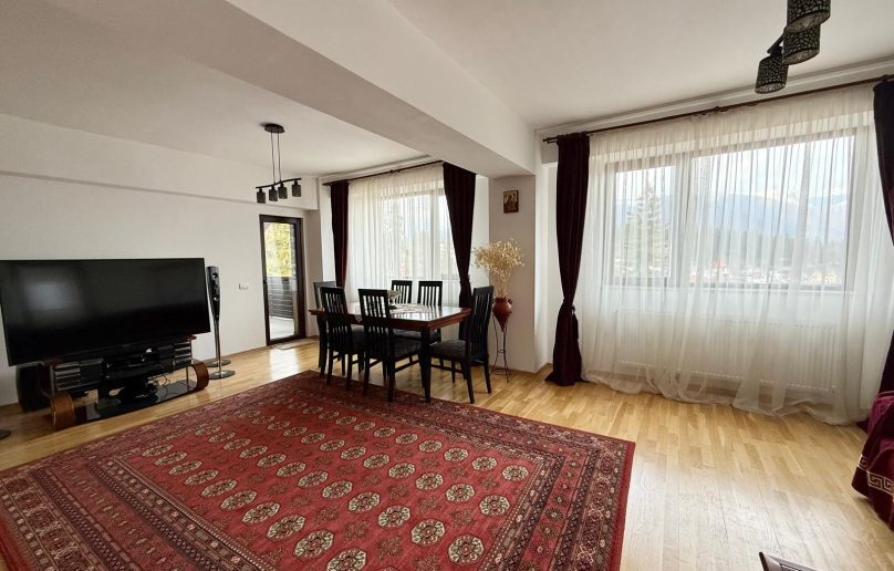 Apartament deosebit, de vanzare in Sinaia/Furnica!