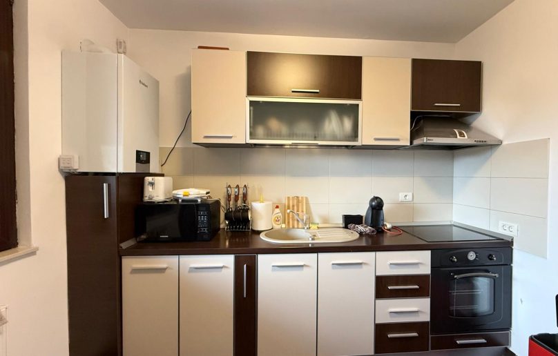 Apartament deosebit, de vanzare in Sinaia/Furnica!