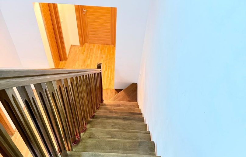 Apartament deosebit, de vanzare in Sinaia/Furnica!