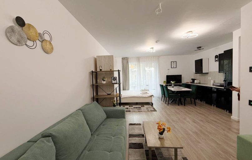 Apartament tip-Studio, elegant/modern, de vanzare in Sinaia