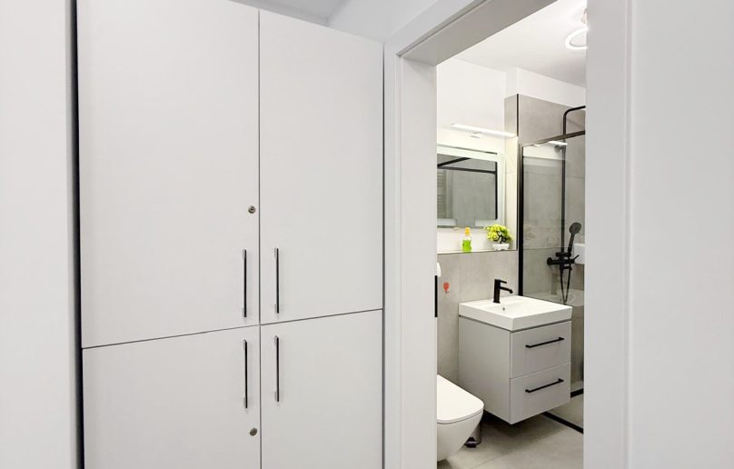 Apartament tip-Studio, elegant/modern, de vanzare in Sinaia
