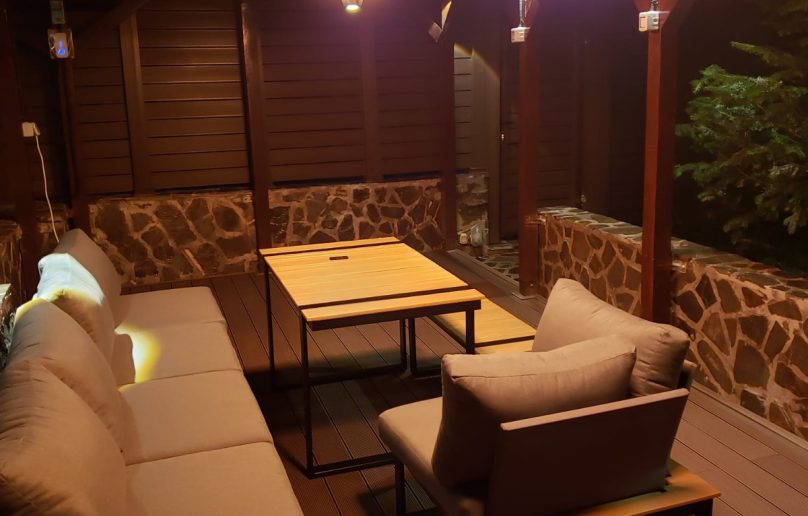 Apartament elegant cu curte proprie si terasa acoperita - Sinaia/Furnica