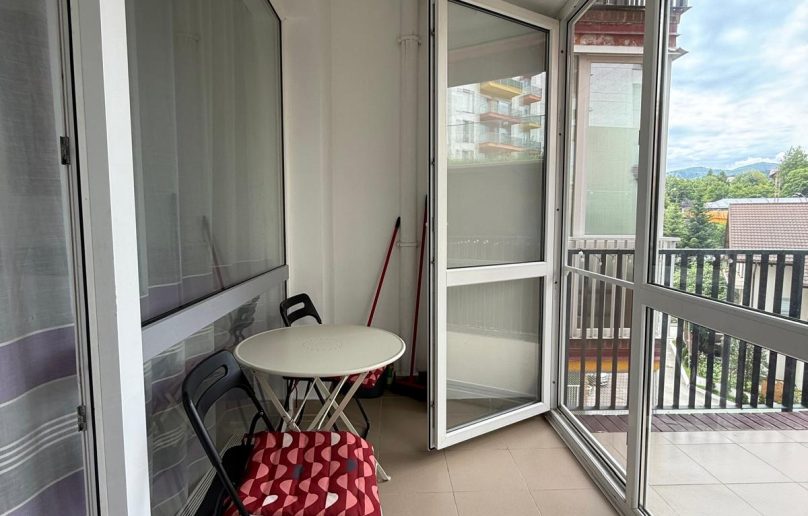 Studio modern, complet mobilat si utilat, cu balcon/et.2, Sinaia