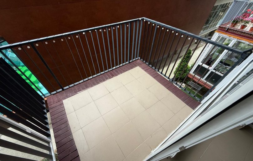 Studio modern, complet mobilat si utilat, cu balcon/et.2, Sinaia