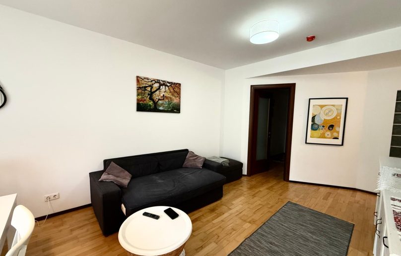 Apartament 2 camere Sinaia/Platou Izvor, priveliste panoramica, mobilat si utilat modern
