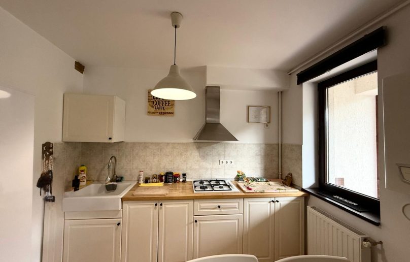 Apartament 2 camere Sinaia/Platou Izvor, priveliste panoramica, mobilat si utilat modern